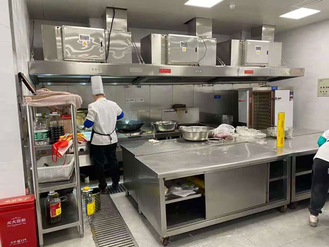 商用廚房設(shè)備是220v的好還是380v的好，有什么區(qū)別？